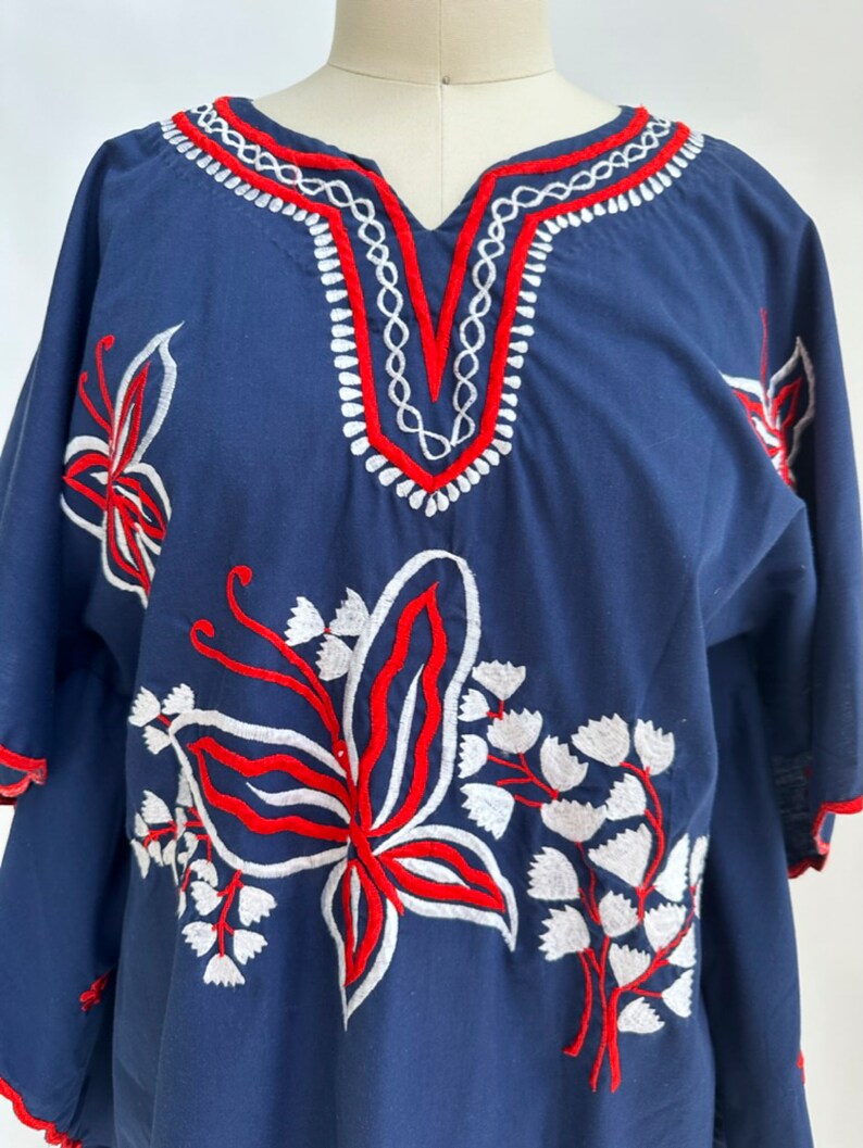 Vintage mini caftan from the 1970s. Embroidered with butterflies. Pool, beach, 4th of July, Memorial Day. Vintage preppy. Palm Royale. image 9