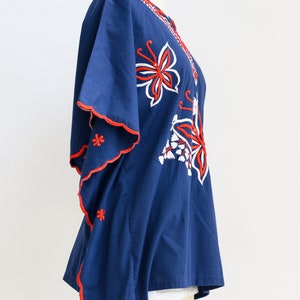 Vintage mini caftan from the 1970s. Embroidered with butterflies. Pool, beach, 4th of July, Memorial Day. Vintage preppy. Palm Royale. image 2