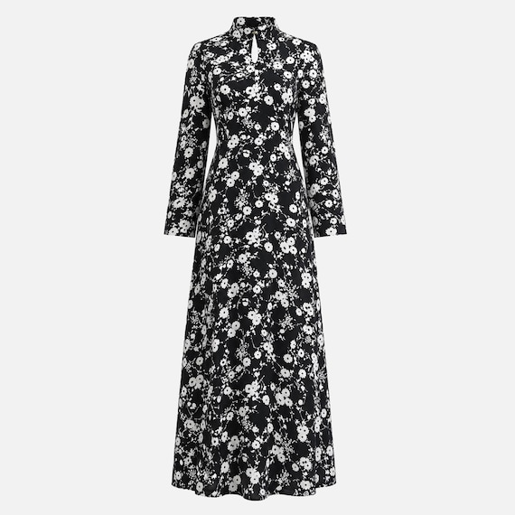 1960s Cheongsam Maxi Dress | Black and White Floral with Mandarin Collar | Size Large