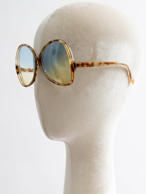 Original vintage 1960s sunglasses from Italy. Ove… - image 6
