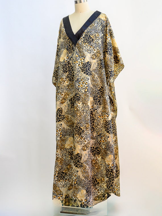 Vintage animal print caftan from the 1970s. Plus … - image 9