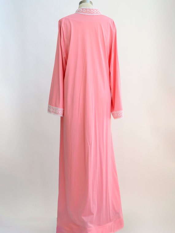 Vintage Vanity Fair pink and lace caftan, dressin… - image 7