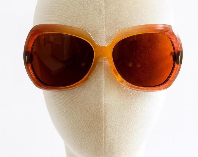 Original vintage 1960s sunglasses from Italy