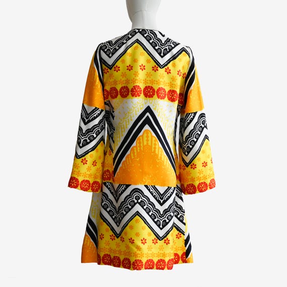 1960s BH Wragge Silk Mini Dress: Vintage Geometri… - image 14
