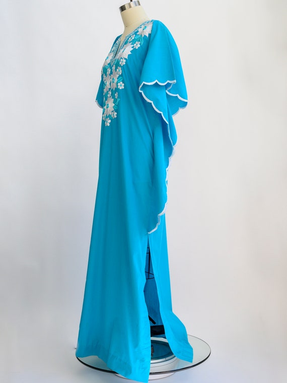 Vintage caftan from the 1960s with white embroide… - image 8