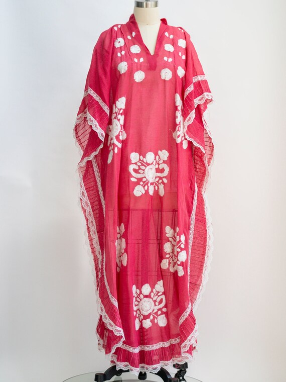 Extraordinary Vintage Caftan, Heavily Embroidered… - image 2