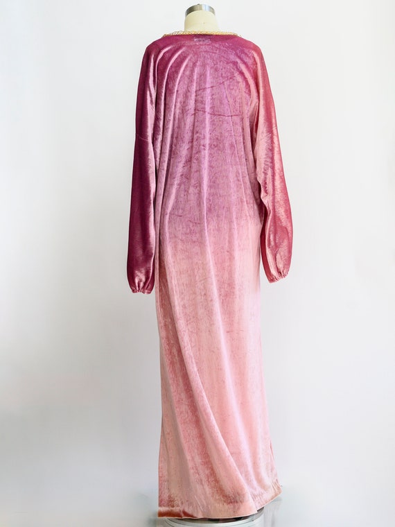 Vintage Bill Tice velvet dressing gown from the 1… - image 9