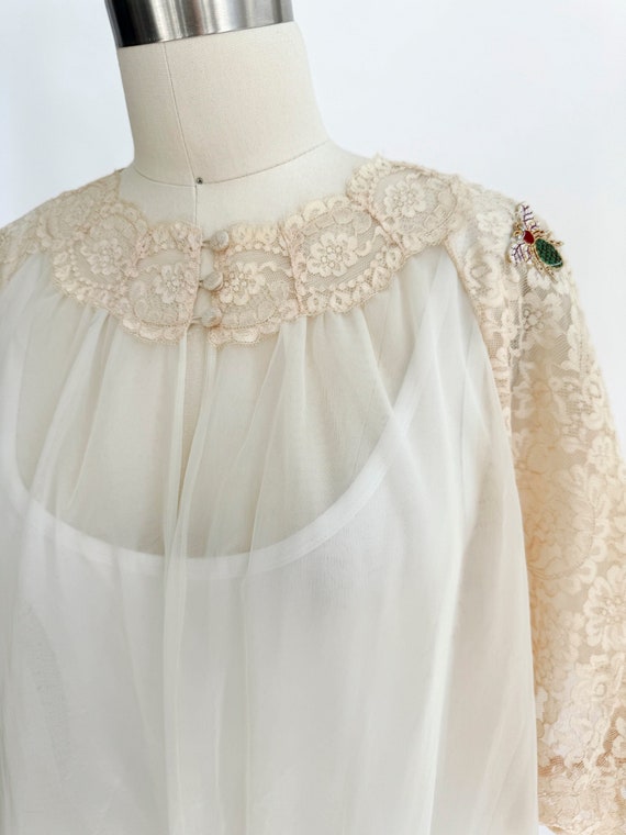 One-of-a-kind peignoir bed jacket fro the 1960s. … - image 1