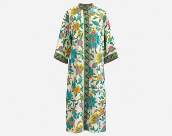 1970s Evelyn Pearson Archival Quilted Duster |  Bright Quilted Fabric | Size Large