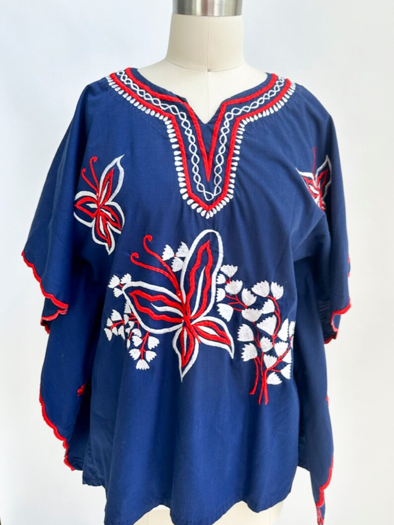 Vintage mini caftan from the 1970s. Embroidered with butterflies. Pool, beach, 4th of July, Memorial Day. Vintage preppy. Palm Royale. image 10