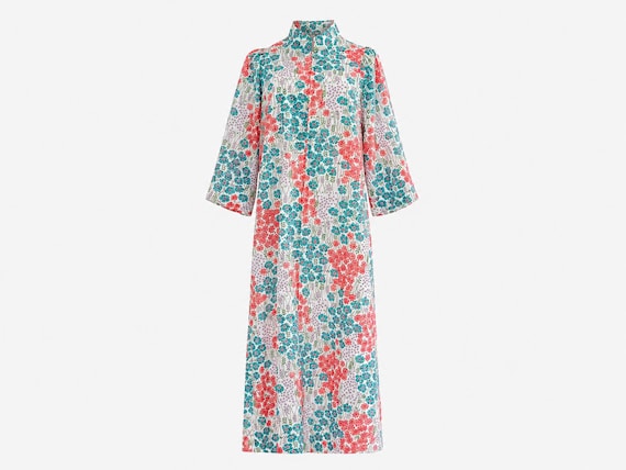 1970s Evelyn Pearson Maxi Dress | Lightweight Floral Fabric | Size Medium