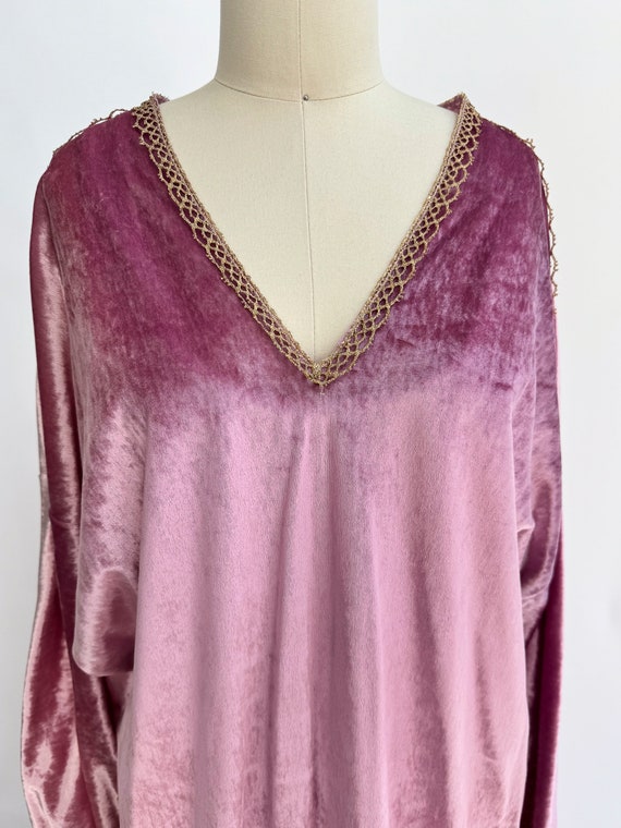 Vintage Bill Tice velvet dressing gown from the 1… - image 1