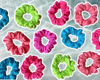 Scrunchies in 5 Bright Colours for Spring and Summer