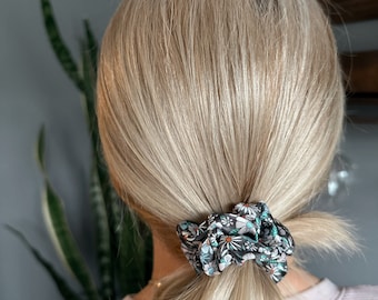 Scrunchies in 5 Designs | Silky Satin Scrunchies