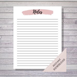 K&ouml;nnte beinhalten: Druckbare, linierte Notizseite mit einem rosa Pinselstrich und dem Wort "Notes" in schwarzem Text. Die Seite hat eine Ecke mit den Worten "Sofort Download" in einem hellrosa Dreieck.
