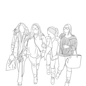 Op de afbeelding: Vier vriendinnen lopen samen, gekleed in winterkleding, waaronder jassen, truien en hoeden. Ze dragen tassen en handtassen.
