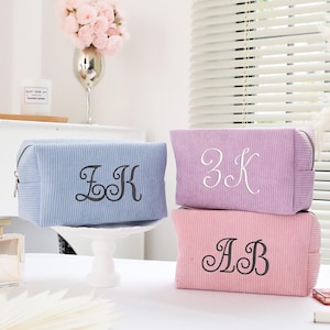 Monogramm Kulturbeutel, bestickte Make-up Tasche, Kosmetiktasche, Monogramm Tasche, Brautjungfer Geschenk, Weihnachtsgeschenk, Geschenk für Sie