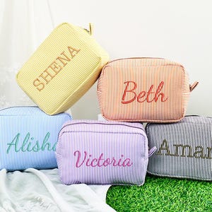 Custom Embroidered Makeup Bag, Personalized Seersucker Cosmetic Bag, Monogramed Makeup Bag, Bridesmaid Gift, Christmas Gift, Custom LOGO