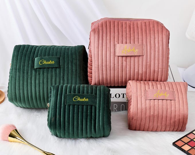 Custom Velvet Cosmetic Bag for Bridesmaids -Personalized Gift for Bridal Party Bridesmaid Gifts Ideas - Beauty Makeup Bag for Her-Makeup Bag