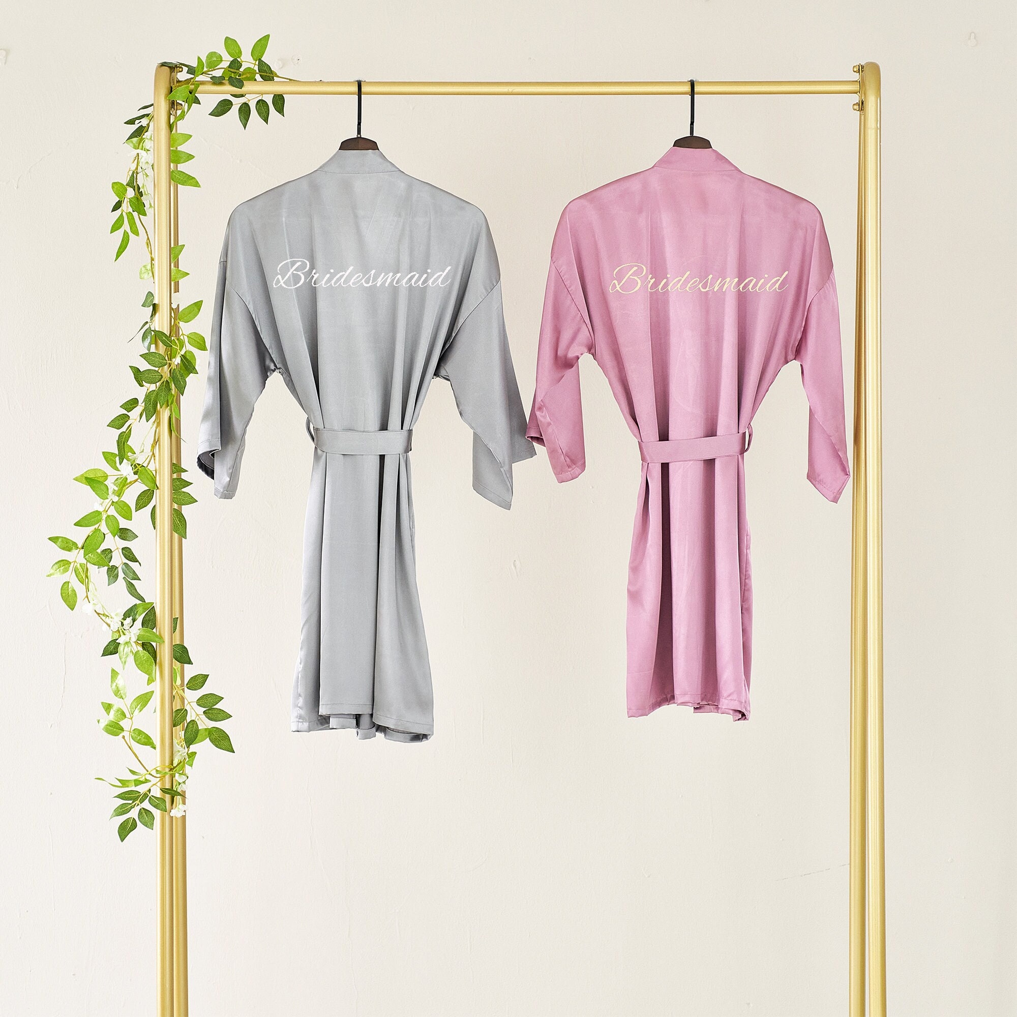Silk Bridesmaid robe gifts white bridal robe for Wedding custom satin robes bridesmaid proposal Mother of the bride Bridesmaid bridal robe
