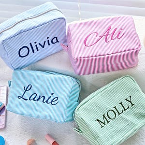 Custom Embroidered Makeup Bag, Personalized Seersucker Cosmetic Bag, Monogramed Makeup Bag, Bridesmaid Gift, Christmas Gift, Custom LOGO