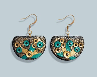 Halbmond Ohrringe aus Polymer-Ton – Leichte, leichte Statement Ohrhänger