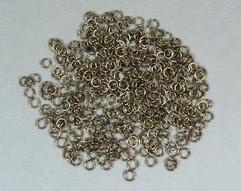 Anillas de latón antiguo de 4 mm