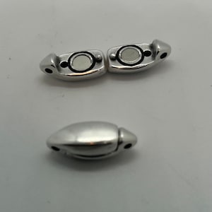 Small Oval Magnetic Clasp - Antique Silver