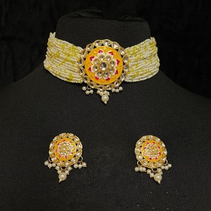 Yellow Pearl jewelry~pearl bridal choker~Indian jewelry set~pearl earring~kundan jewelry~studded earring~yellow meenakari pendant choker set
