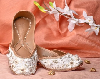 White Feathered Womens Punjabi Jutti with Zardozi & Tassel Handwork, Khussa, Mojari, Bridal, Jutti leather shoes, pakistani jutti, flat shoe