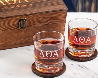 Spersonalizowane pomysły Lambda Phi Epsilon - zestaw do picia w szklance w grawerowanym pudełku z drewna Prezenty dla studentów Prezenty na dumę bractwa