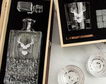 Engraved Whiskey Decanter Set with Options - Glasses, Decanter Wood Gift Box, Deer Head Hunter - Christmas gifts For Him - Birthday Gifts