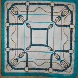 Foulard en soie vintage Must de Cartier Paris 94 x 94 cm, Soie, Sans étiquettes d'entretien