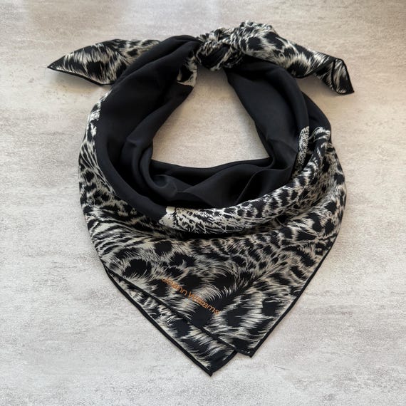 ヴィンテージシルクスカーフ - 30x30インチ - Etsy 日本