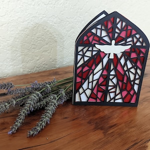 Cartão SVG católico para batismo Pentecostes, cartão de vitral do Espírito Santo, kit de modelo de arquivo de corte cricut, SVG religioso cristão
