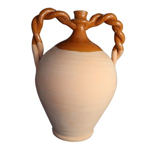 Amforor i terrakotta med handtag