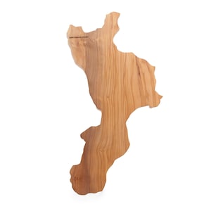 May include: A wooden cutting board shaped like a map of a region, with a light brown color and visible wood grain. The text "LA BOTTEGA DEL MOLINO" is printed on the top. The board is designed with a unique, organic shape.
