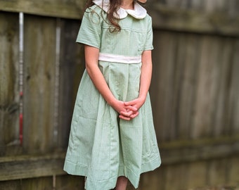 Green plaid vintage inspired spring dress Peter Pan collar 1970's, pleated one of a kind