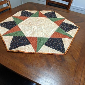 Fall/autumn table runner decorative center