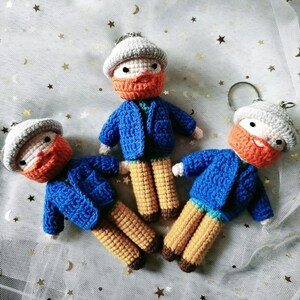 Handmade knitted doll Van Gogh handmade doll keychain