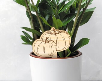 Pumpkin Patch Plant Tag - Subtle Cute Wooden Pumpkin Patch Plant Plaque Sign Halloween Home Decor, Autumnal Fall Decor, Small Halloween Gift