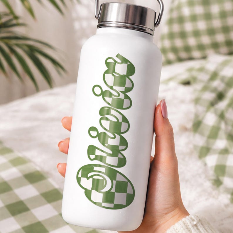 Personalised Name Sticker | Green Chequered Custom Vinyl | Alt Skater Aesthetic Waterproof Label for Water Bottle Lunchbox or Glass imagem 2