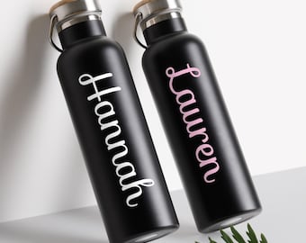 Pegatina de nombre personalizada: Etiqueta de vinilo con palabra personalizada en cursiva, pegatina personalizada para botellas de agua, vasos, organización, regalos y más.