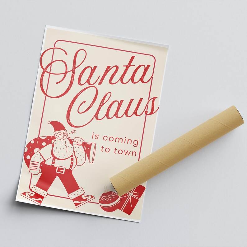 Puede incluir: Una ilustraci&oacute;n roja y blanca de Santa Claus llevando una bolsa de regalos. El texto dice "Santa Claus is coming to town".