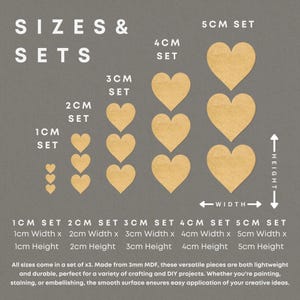 Op de afbeelding: Een set van vijf verschillende maten houten hartvormen, vari&euml;rend van 1 cm tot 5 cm breed. Elke maat is gelabeld met zijn afmetingen en het aantal harten dat in de set is opgenomen. De harten zijn gemaakt van 3 mm MDF en zijn perfect voor knutsel- en doe-het-zelfprojecten.