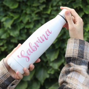personalised vinyl sticker, custom name decal, name sticker, custom word sticker, personalised decal, Mrs Hinch, pantry label bottles, custom sticker for glasses, Stanley cup, Bride, Bridesmaid, organising stickers, gift, Love island water bottle