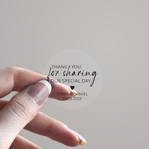 Gracias por compartir nuestras pegatinas para recuerdos de boda de un día especial, tinta blanca, etiquetas para recuerdos de boda de cualquier color, pegatinas personalizadas PERSONALIZADAS