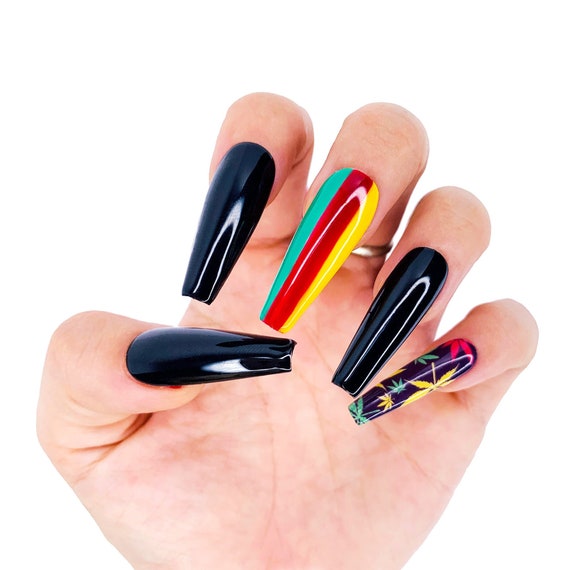 rasta-acrylic-nails