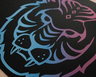 Prismatic Defender® Tiger MTG Playmat / Desk Mat (24″×14″) Compatible with Magic: The Gathering, Pokemon, Lorcana, Trading Card Games (TCG)