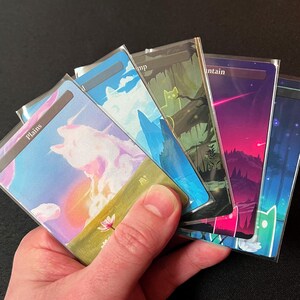 Swamp Basic Land MTG Proxy 3-Pack | Custom Art Proxies - Compatible with Magic: The Gathering (MTG) - Commander/EDH - Mana Cats Card Tokens afbeelding 7